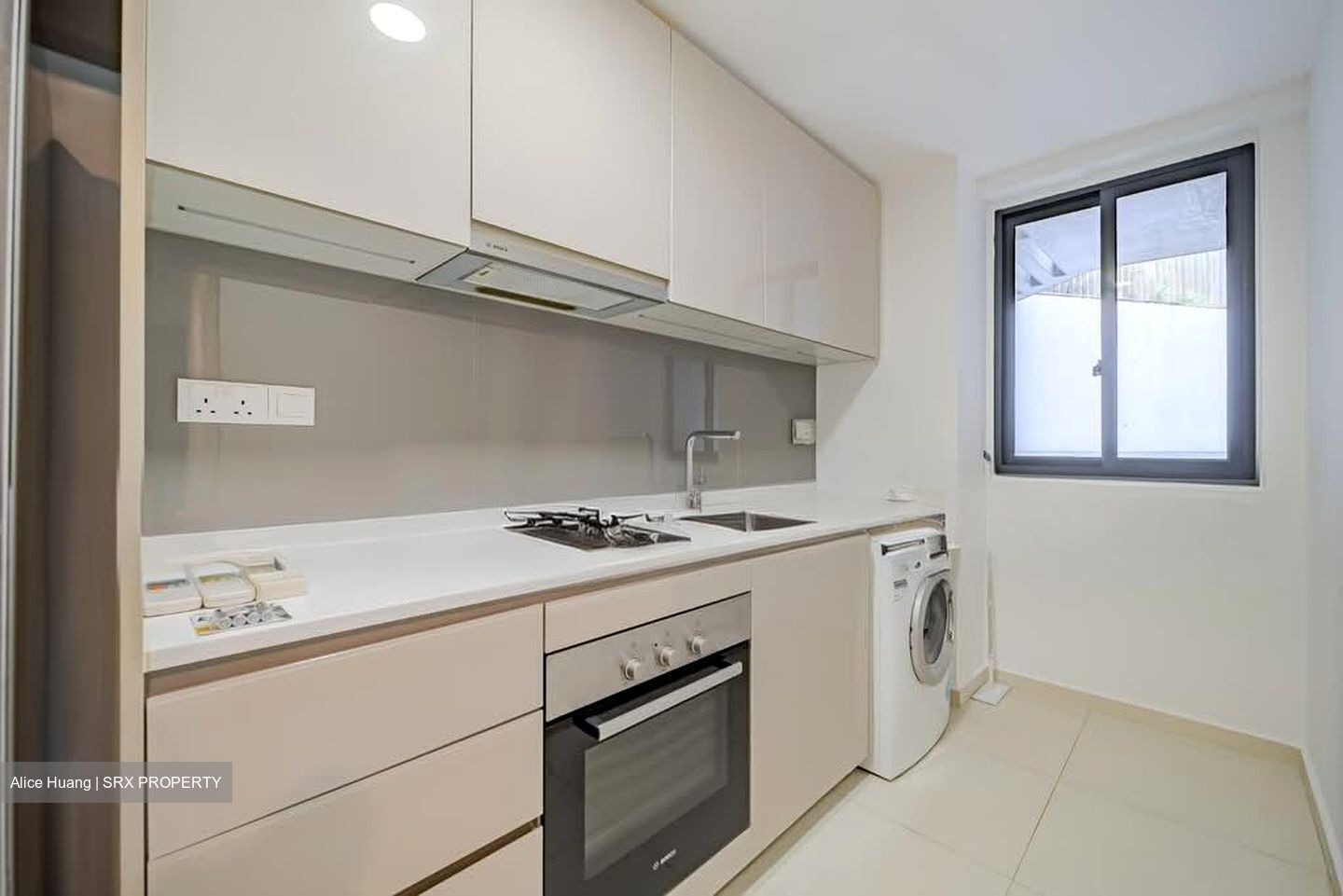 Lake Grande (D22), Condominium #557580241